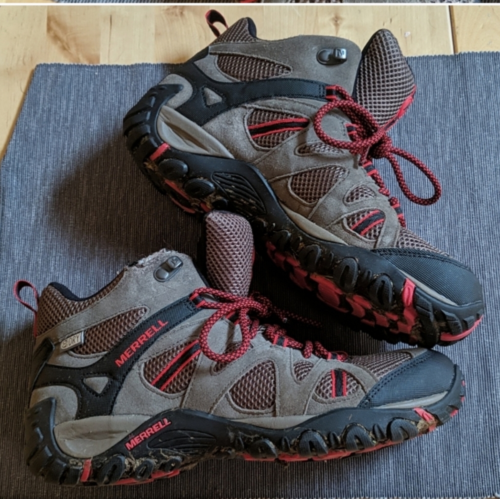 Merrell light hiking boots